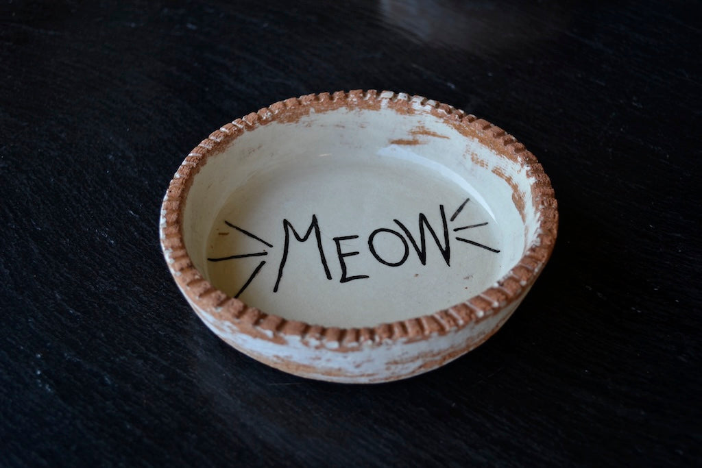 Cat - Cute cat food bowl