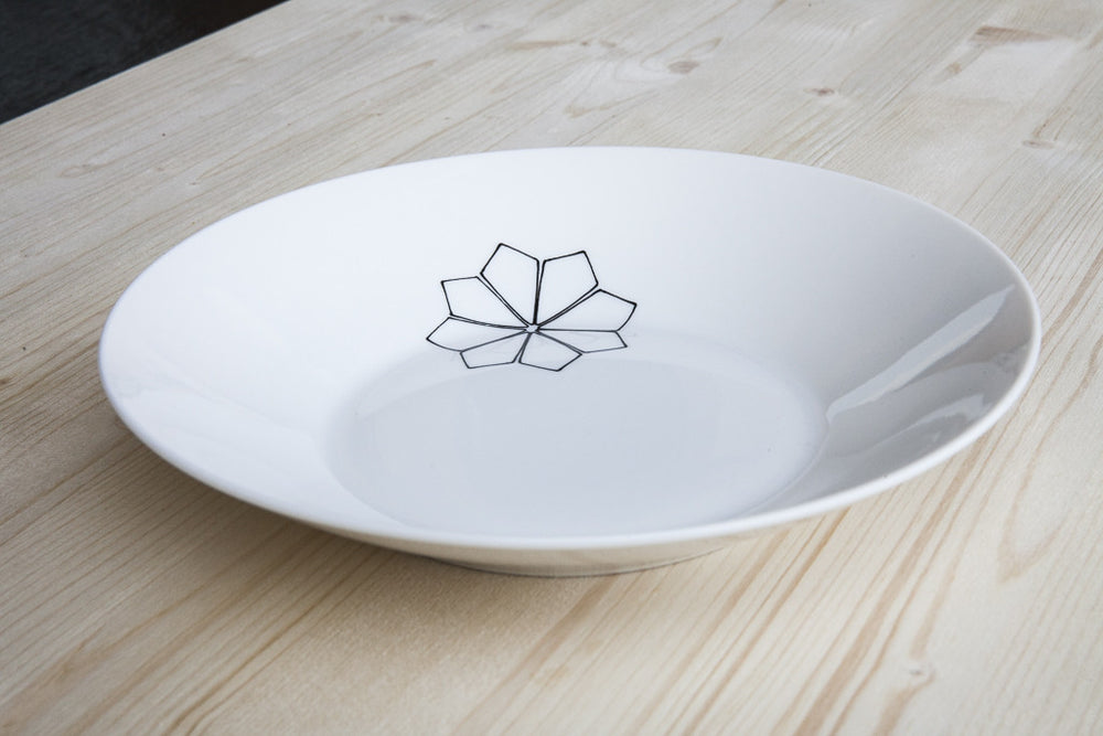 Trendy Porcelain Soup & Pasta Bowl