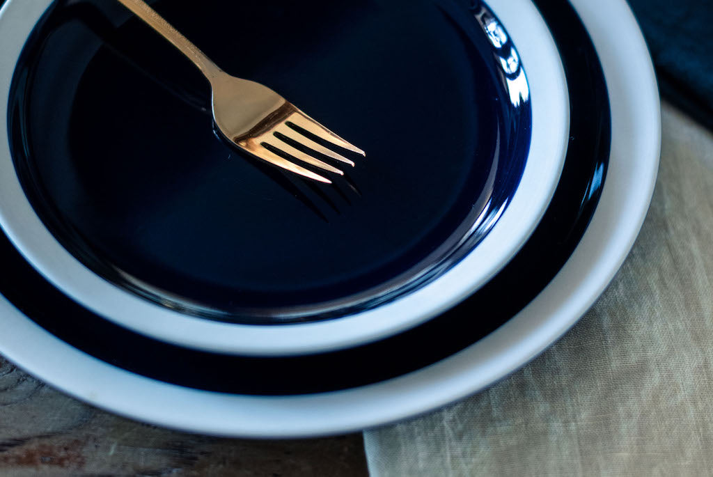 Cobalt blue dinner plates hotsell